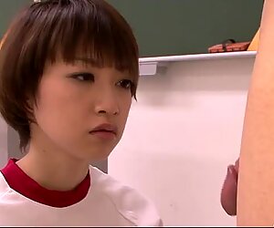 Petite and tempting girlie Akina Hara lurns to suck